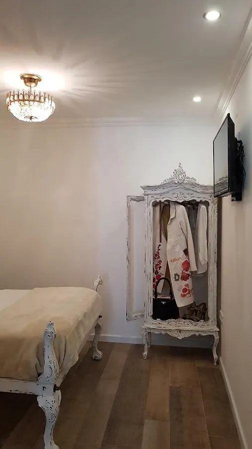 Charming Apartment II Historical Center Lisbon