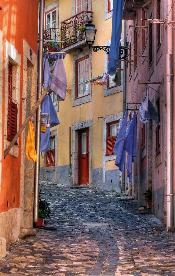 Charming Apartment II Historical Center Lisbona